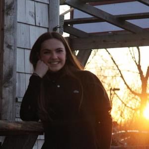 Meet your Posher, Anna